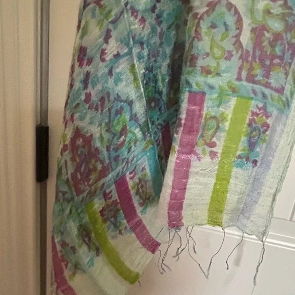 Colorful Patterned Scarf - Picture 3 of 3